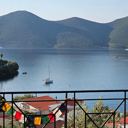 Дом отдыха Sea View Goldins House