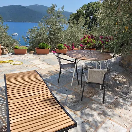 Sea View Goldins House Дом отдыха Птелеос