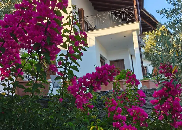 Sea View Goldins House