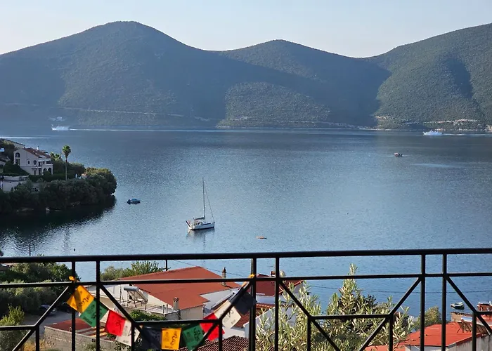 Дом отдыха Sea View Goldins House